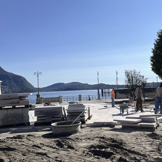 Immagine del vecchio cantiere sul lungolago di Intra