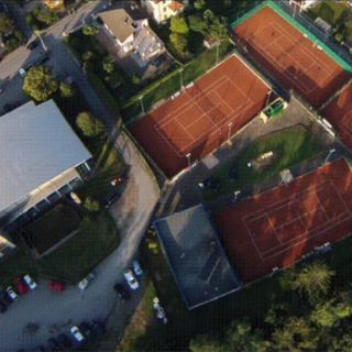 Completati i lavori di riqualificazione dei campi da tennis di Trobaso