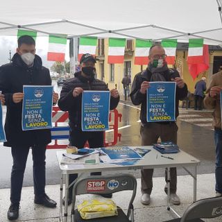 Flash mob di Fratelli d'Italia contro le restrizioni del coprifuoco