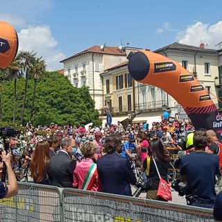 Caruso vince la tappa partita da Verbania e 'blinda' il secondo posto in generale