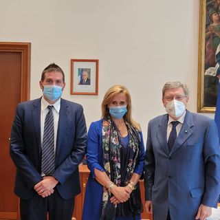 Rilancio del Mottarone, incontro tra il ministro delle infrastrutture e i sindaci di Stresa e Baveno Rilancio del Mottarone, incontro tra il ministro delle infrastrutture e i sindaci di Stresa e Baveno