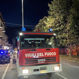 Schianto ad Omegna, centauro trasportato in ospedale