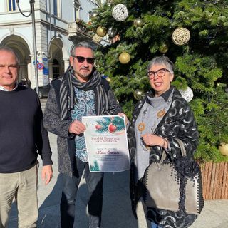 Cene e aperitivi per contribuire alle spese cittadine per gli eventi di Natale