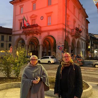 Violenza sulle donne, Omegna e Baveno illuminate di arancione