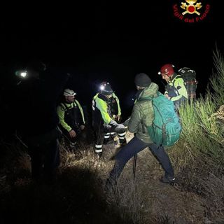 Scivola durante un'escursione, turista novarese soccorso al Monte Massone