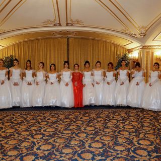 Conclusa la 13esima edizione del Ballo debuttanti lago Maggiore Conclusa la 13esima edizione del Ballo debuttanti lago Maggiore