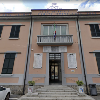 Gravellona, festa dell'asilo Monumento ai Caduti in memoria di Augusta Lanini