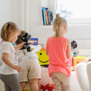 Verbania, disponibile per le famiglie un voucher baby-sitter di 400 euro