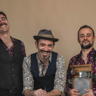 Bis! 2 laghi 2 palchi: doppio appuntamento con "Musica da ripostiglio"