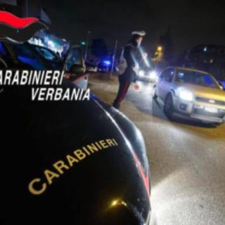Fermato nella notte ubriaco e senza patente: 26enne denunciato