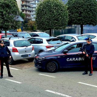 Raffica di controlli dei carabinieri nella movida omegnese