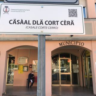 Casale Corte Cerro celebra la Liberazione con un omaggio ai sindaci