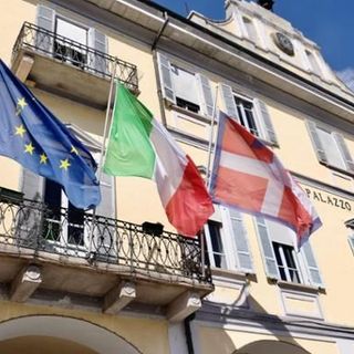Una passerella avveniristica per collegare il cuore di Intra al teatro Maggiore