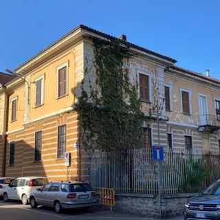 Di nuovo deserta asta per l’ex caserma dei carabinieri di Pallanza