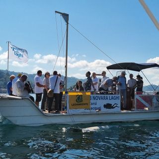 Lago d’Orta sotto assedio: trovate microplastiche in quantità allarmanti VIDEO