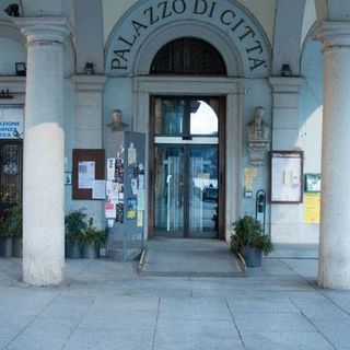 Omegna, Pd: “Bene chiusura questione derivati, preoccupano i 9 milioni di crediti non riscossi“