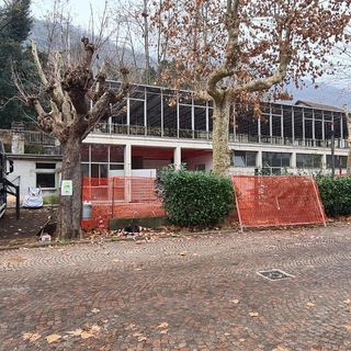 Quasi ultimati i lavori di abbattimento delle ex scuole Madonna del Popolo