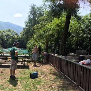 I volontari della Pro Cireggio hanno sistemato l'area nel parco del Villaggio Moscatelli