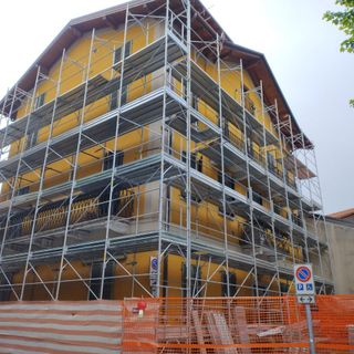 Al via la riqualificazione degli alloggi di edilizia pubblica in via Restellini