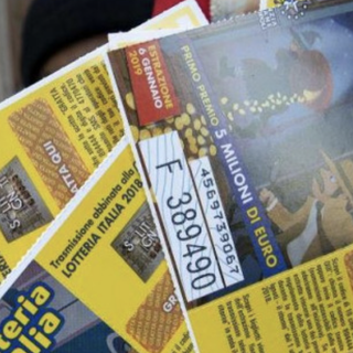 Omegna: vinti 100mila euro alla Lotteria Italia