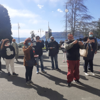 Manifestazione ambulanti a Verbania, Italexit Vco: “Riaprire al più presto i mercati cittadini e le frontiere con la Svizzera”