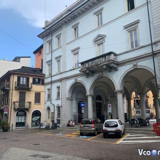 Piazzale Lodi ancora al buio: l'amministrazione annuncia un intervento