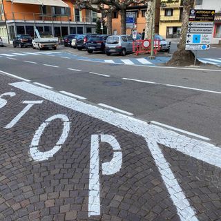 Conclusi i lavori per la nuova segnaletica orizzontale