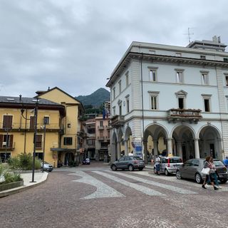Omegna, al via i lavori per rifare la segnaletica orizzontale