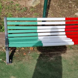Arizzano, inaugurate due panchine,  in memoria di Norma Cossetto e contro la violenza sulle donne