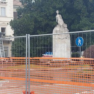 Qualche mugugno dopo il via ai lavori per la riqualificazione di piazza Garibaldi a Pallanza