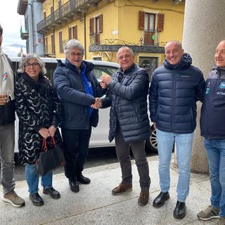 La consegna ufficiale del nuovo pulmino per i ragazzi di Baskin FOTO