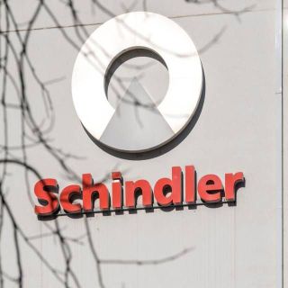 Allarme frontalieri: in trenta a rischio nello stabilimento &quot;Schindler&quot; di Locarno