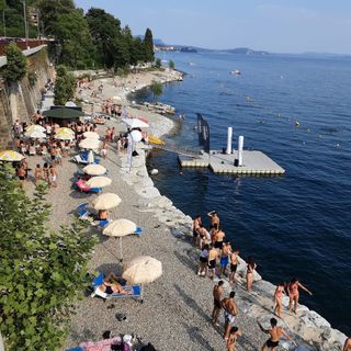 Qualità delle spiagge, a Verbania quattro “Vele Blu” da Legambiente e Touring