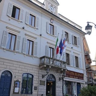 Stresa, maxi parcheggio da 200 posti vicino alla stazione?