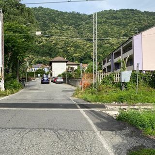 Morto l'uomo travolto da un treno a Crusinallo