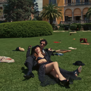 Verbania e il lago Maggiore protagonisti del nuovo video di Annalisa e Tananai