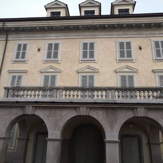 'Nidi Improbabili', a villa Simonetta le installazioni di Marco Esteban Cavallaro