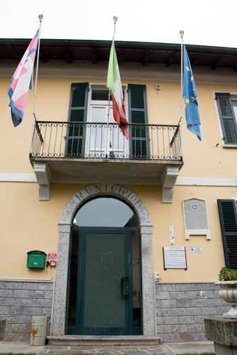 Corsa a tre per le amministrative di Cambiasca tra Liera, Campagnoli e Parrella Corsa a tre per le amministrative di Cambiasca tra Liera, Campagnoli e Parrella