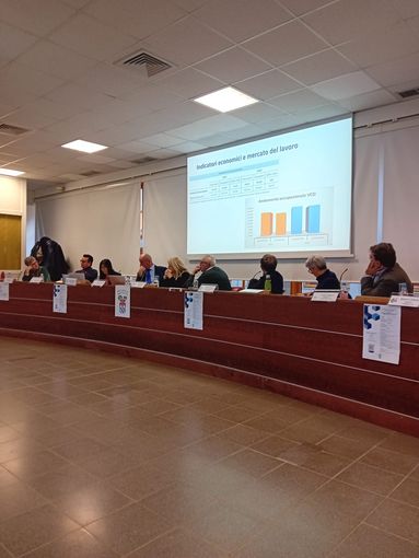 Nel Vco più di un terzo della popolazione è in pensione: il nuovo quadro sociodemografico