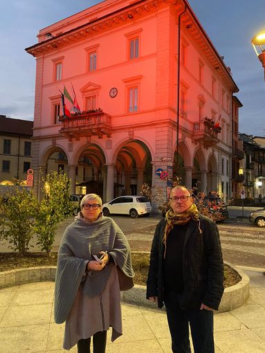 Violenza sulle donne, Omegna e Baveno illuminate di arancione