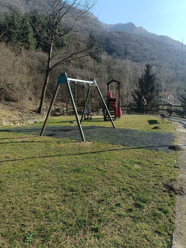Gravellona investe 100mila euro per il restyling dei parchi giochi Gravellona investe 100mila euro per il restyling dei parchi giochi