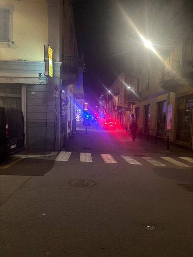 Fumo dall’ex Enel, scatta l’allarme in serata nel centro di Omegna Fumo dall’ex Enel, scatta l’allarme in serata nel centro di Omegna