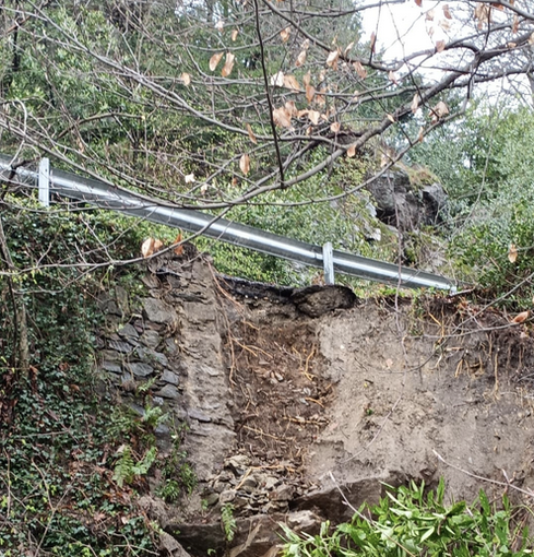 Frana a Magognino, provinciale chiusa Frana a Magognino, provinciale chiusa