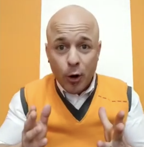 Il &quot;prof.&quot; Roberto Sigurtà de iPantellas promuove Radioseipiù