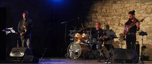 Primo appuntamento con “Bis! 2 laghi 2 palchi” Primo appuntamento con “Bis! 2 laghi 2 palchi”