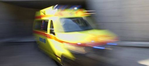 Grave incidente ad Ascona: massi colpiscono auto di una 59enne italiana