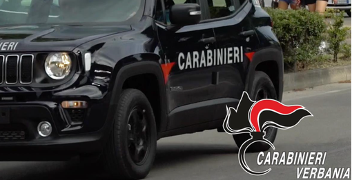 Folle inseguimento lungo la SS 34 da Oggebbio a Cannero Riviera: motociclista finisce in manette Folle inseguimento lungo la SS 34 da Oggebbio a Cannero Riviera: motociclista finisce in manette