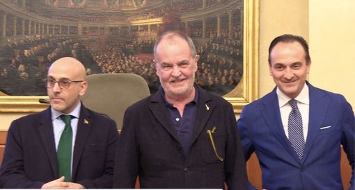 Il ministro Calderoli a Torino: “Autonomia? E' nella Costituzione, serve un’Italia ad alta velocità”. VIDEO