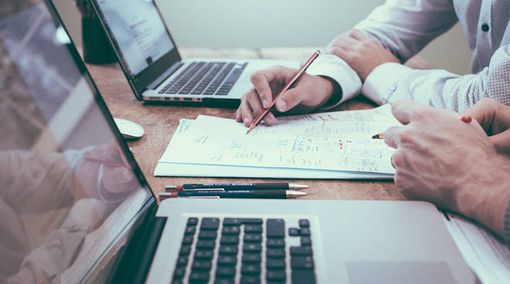 Il Covid paralizza il tessuto imprenditoriale piemontese: quasi nessuno apre o chiude Il Covid paralizza il tessuto imprenditoriale piemontese: quasi nessuno apre o chiude