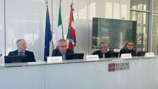 Regione Piemonte, promozione del territorio: enoteche regionali, strade del vino e del gusto Regione Piemonte, promozione del territorio: enoteche regionali, strade del vino e del gusto